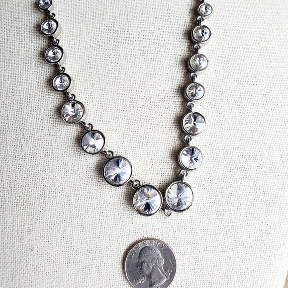 Pretty Rhinestone Necklace - Picture 4 of 4